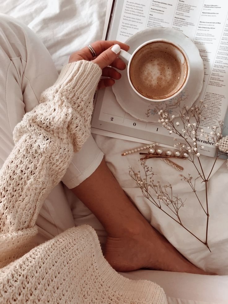 Moody Trendy Core | Aesthetics