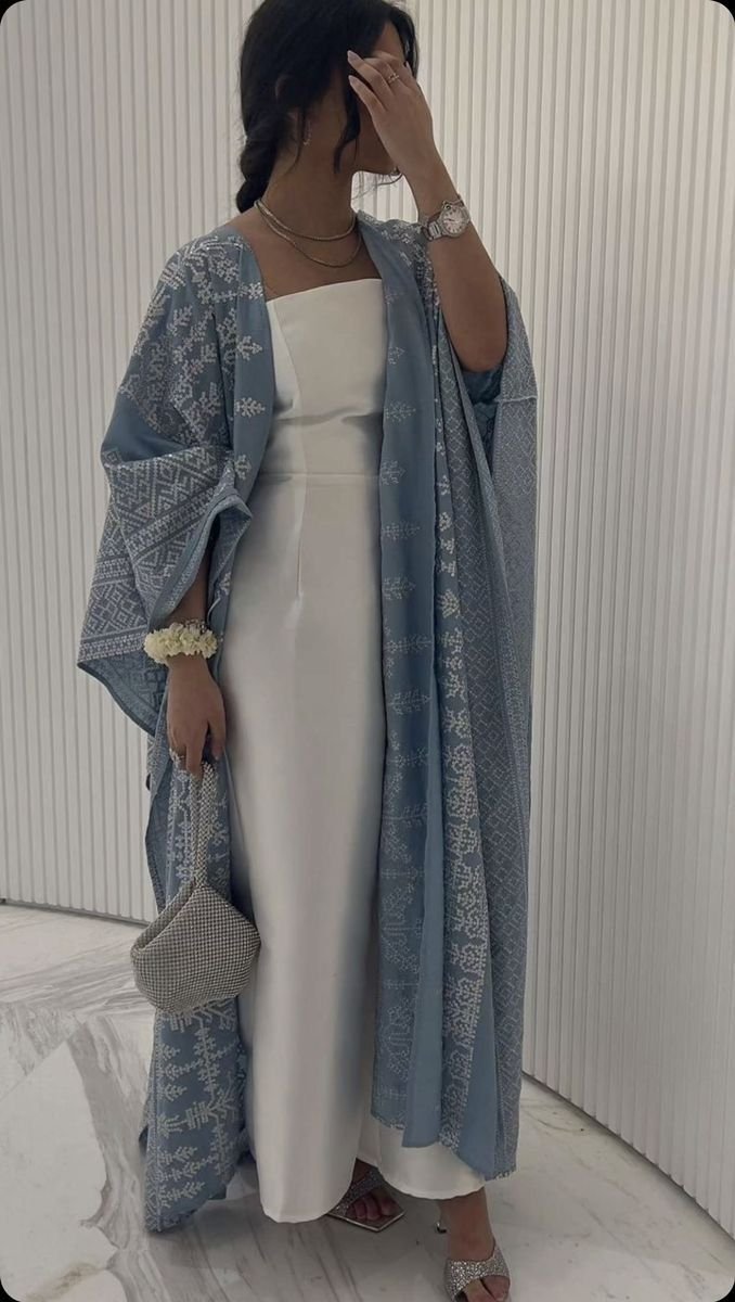Beautiful Embroidered Abaya Outfit 3