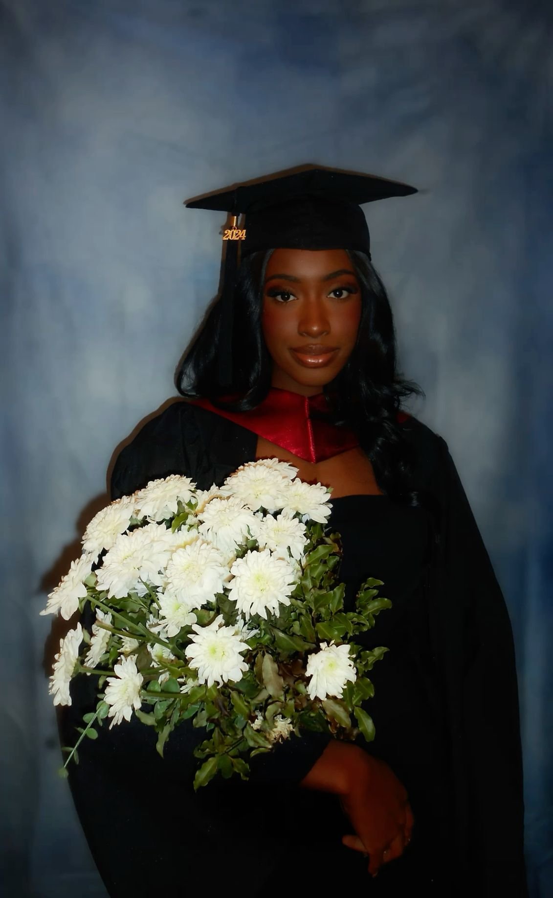 Chic Graduation Style for Arab Girls 7