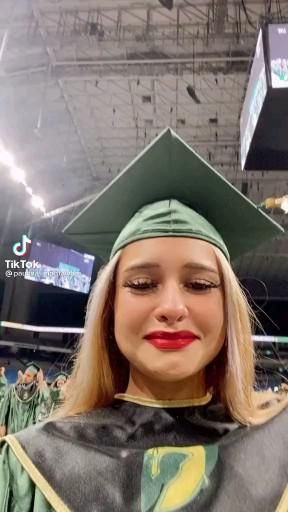 Sophisticated Graduation Style | Arab Girl