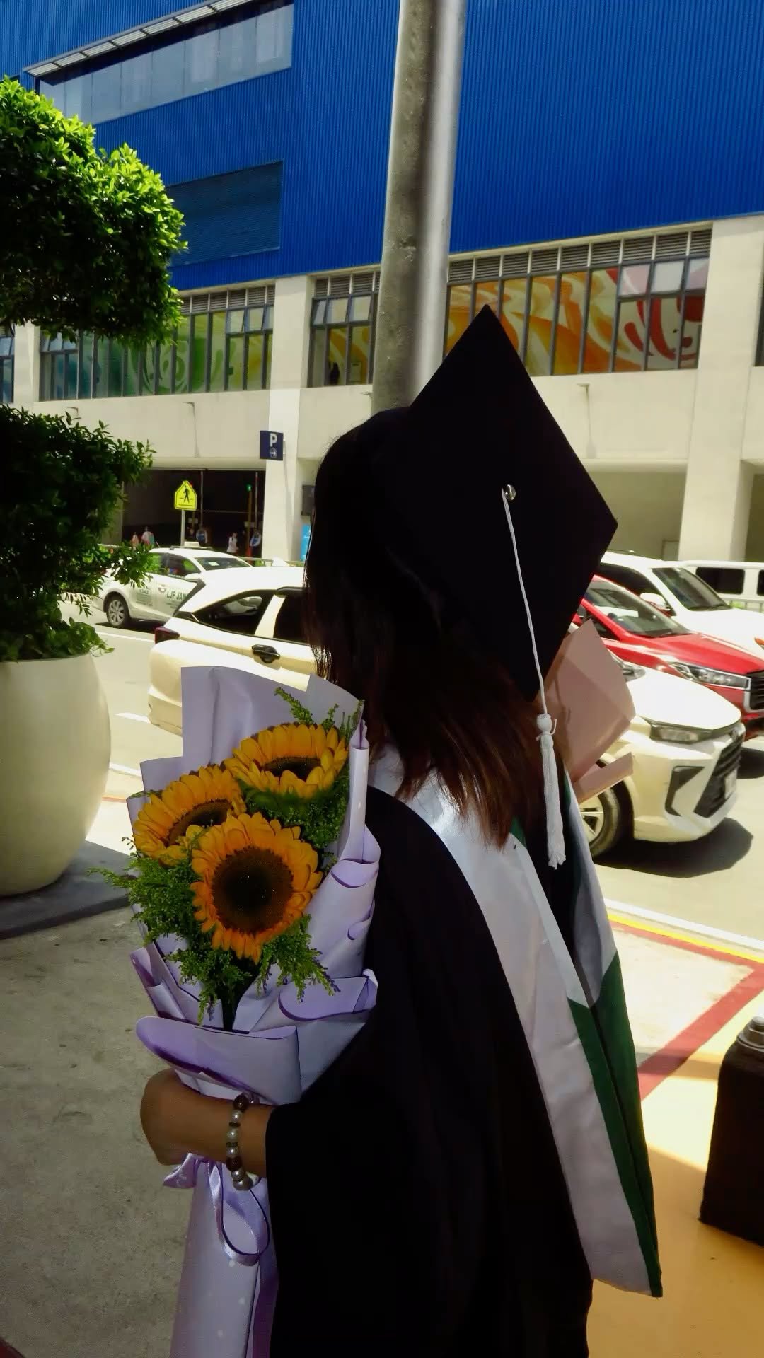 Gorgeous Graduation Moment | Arab Girl