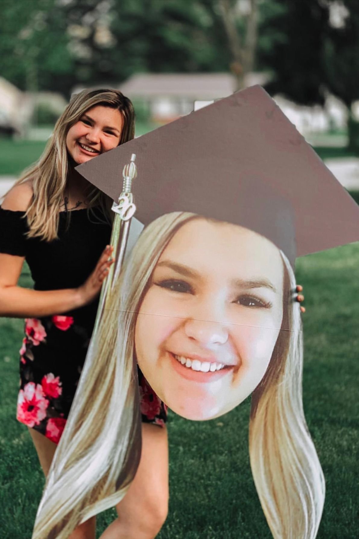 You Need to See This Graduation Moment