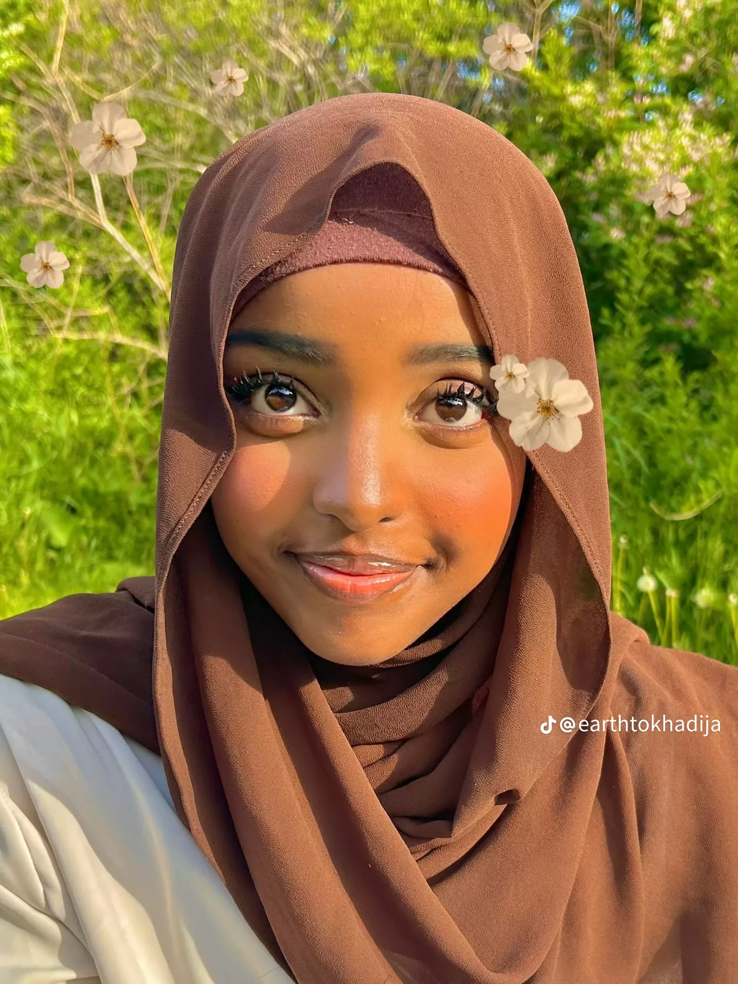 Beautiful Hijabi Woman Style Inspiration