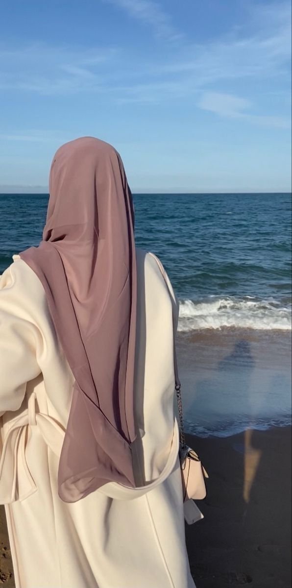 Beautiful Hijabi Woman Fashion Portrait 2