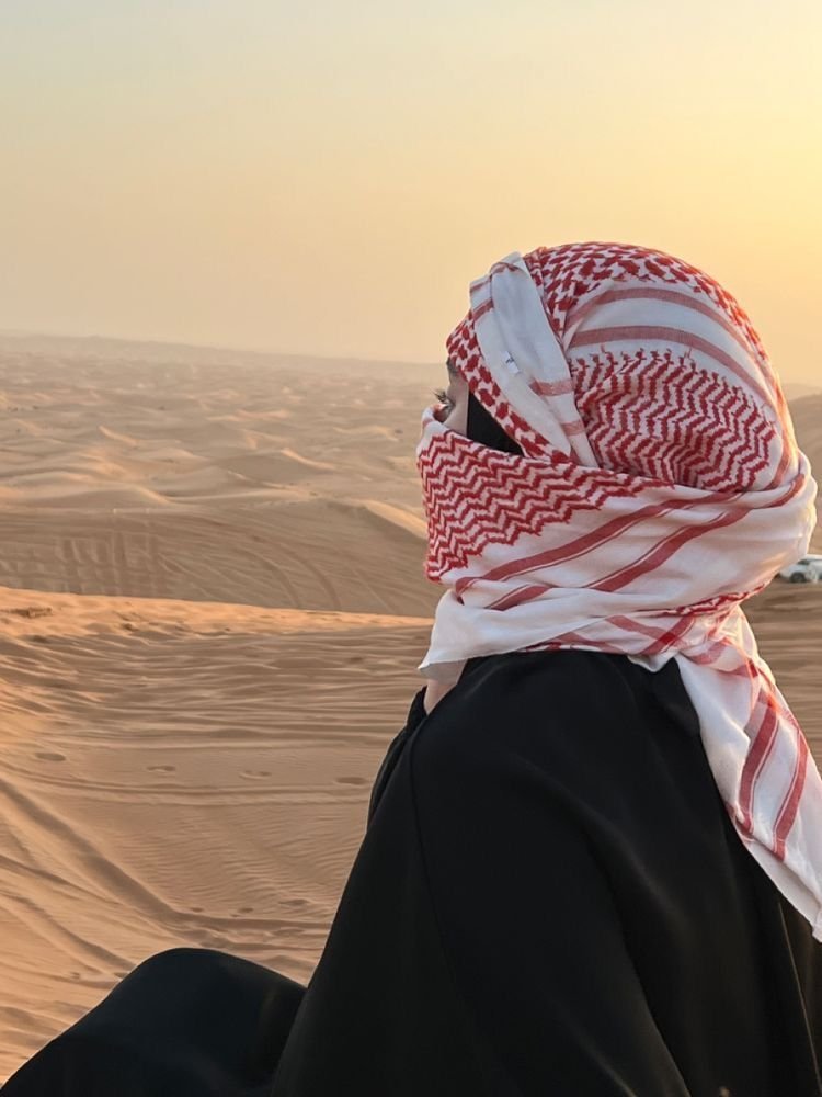 Beautiful Arabian Hijabi Fashion Look 2