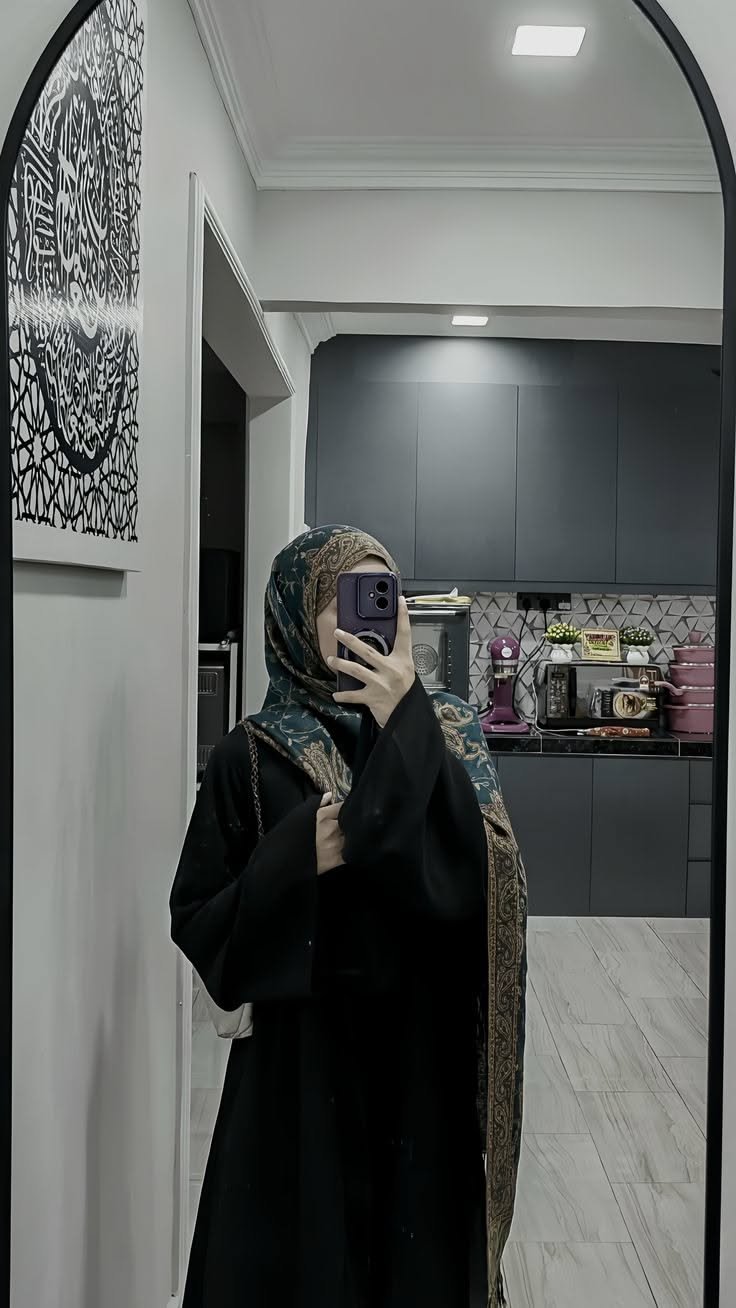 Beautiful Islamic Fashion Hijabi Style 3