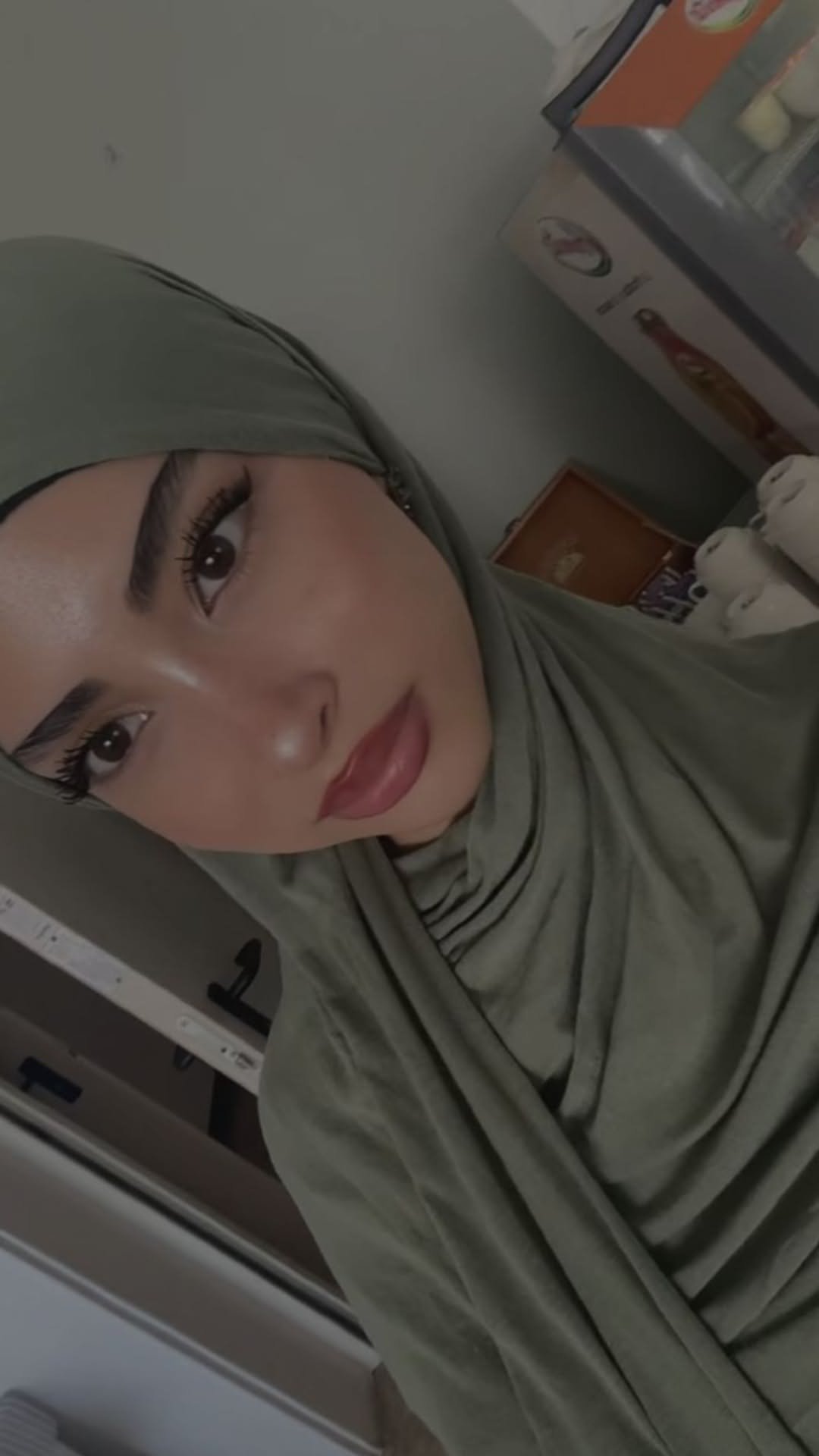 Elegant Hijabi Casual Style Ideas 3