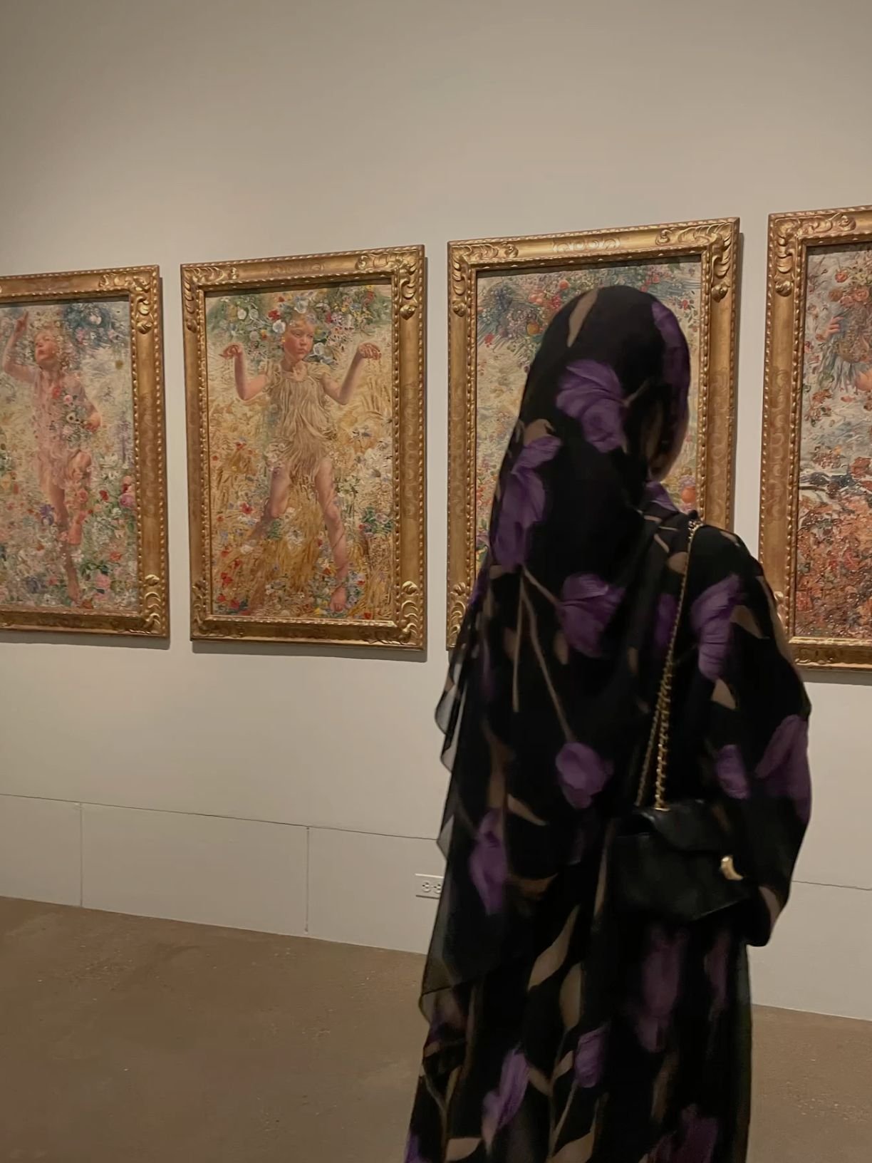 Beautiful Hijabi Woman Style Inspiration 3