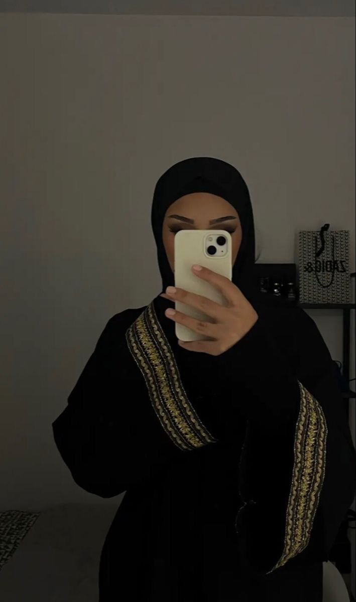 Modern Modest Hijabi Fashion Inspiration 3