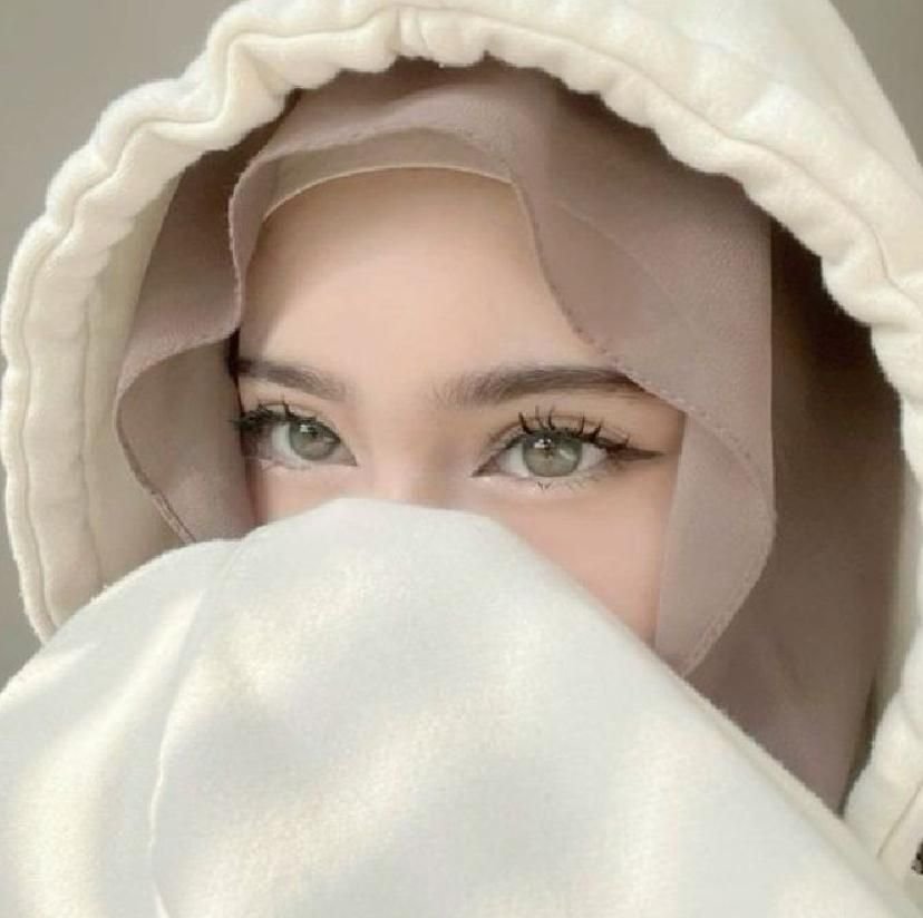Sophisticated Hijabi Outfit Inspiration 3