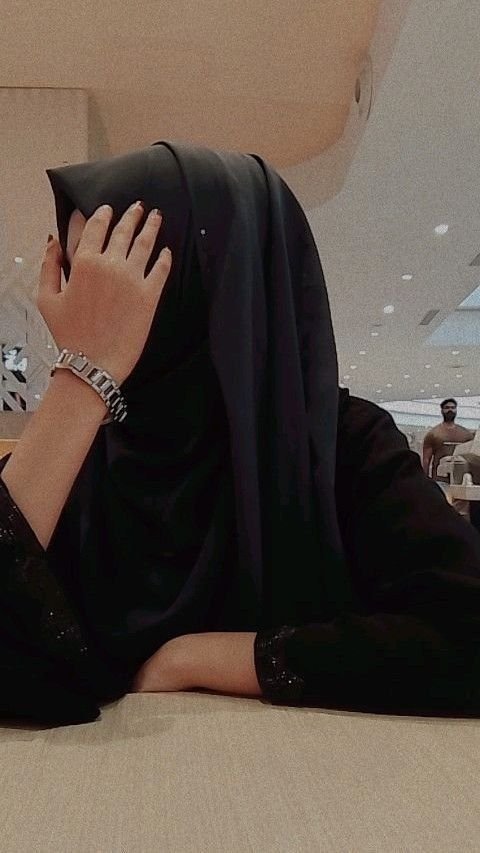 Modern Modest Hijabi Fashion Inspiration 3