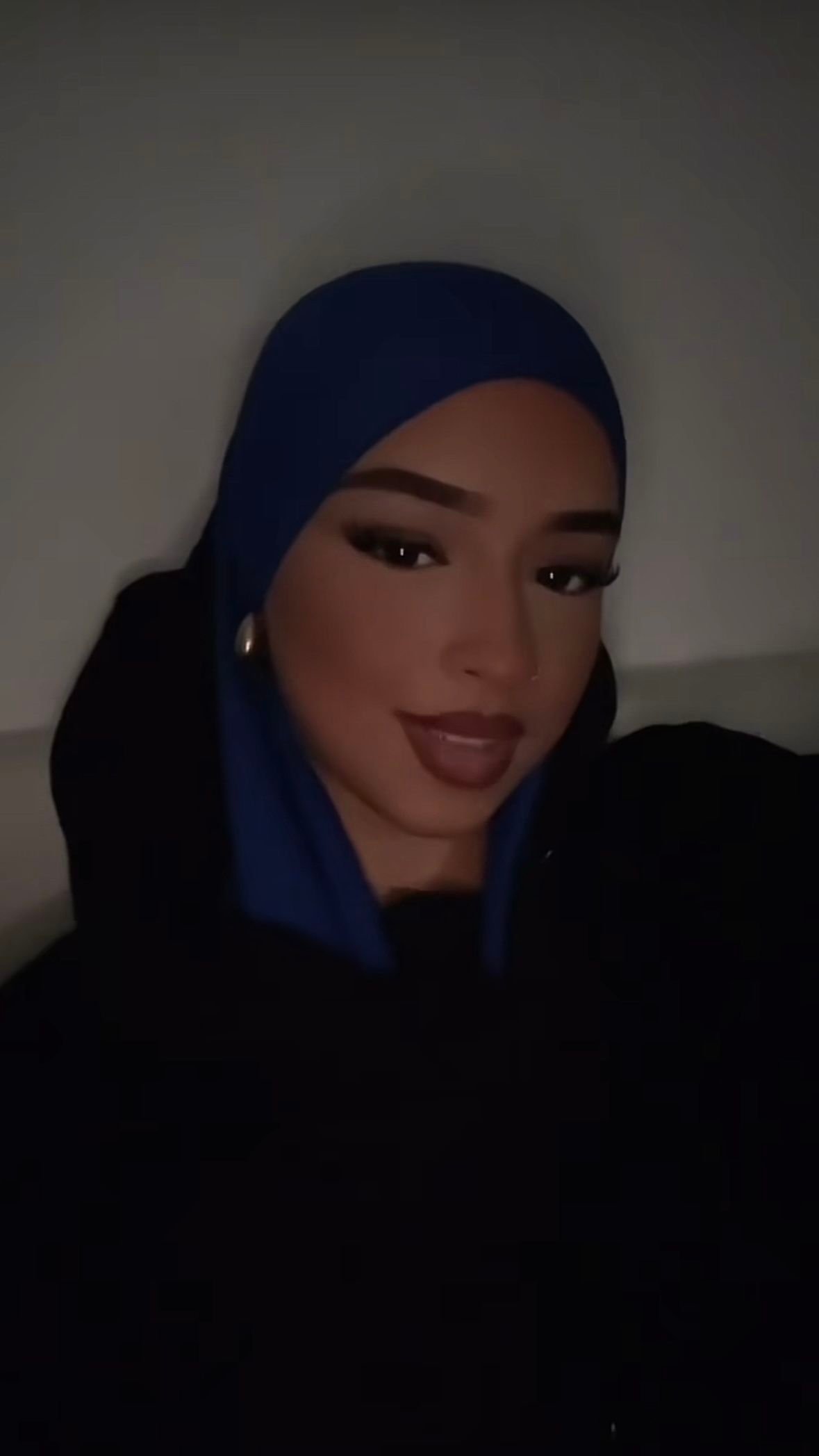 Beautiful Hijabi Woman Style Inspiration 3