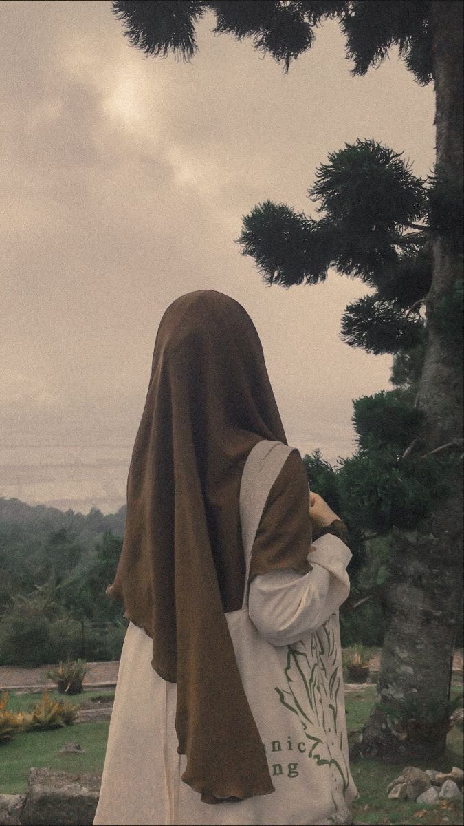 Beautiful Islamic Fashion Hijabi Style 3