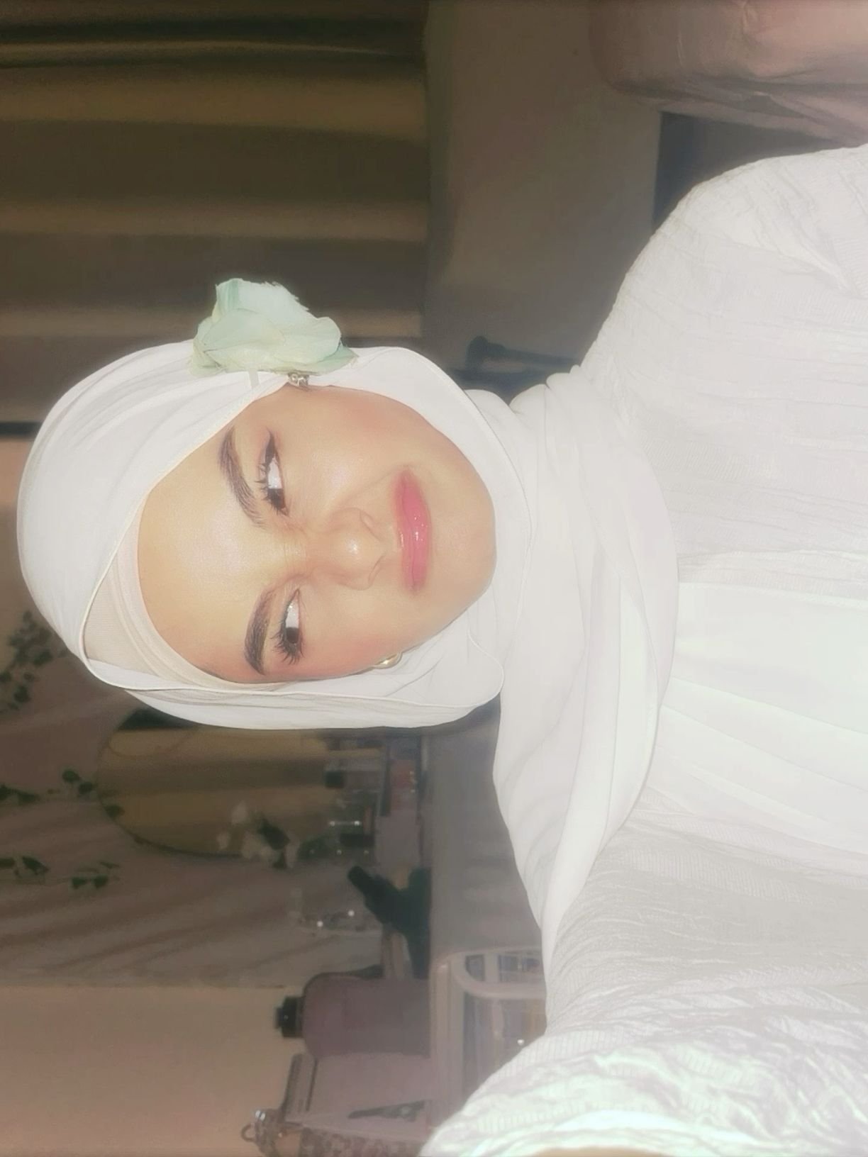 Elegant Hijabi Casual Style Ideas 3