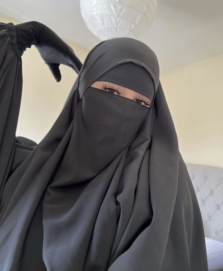 Modern Modest Hijabi Fashion Inspiration 3