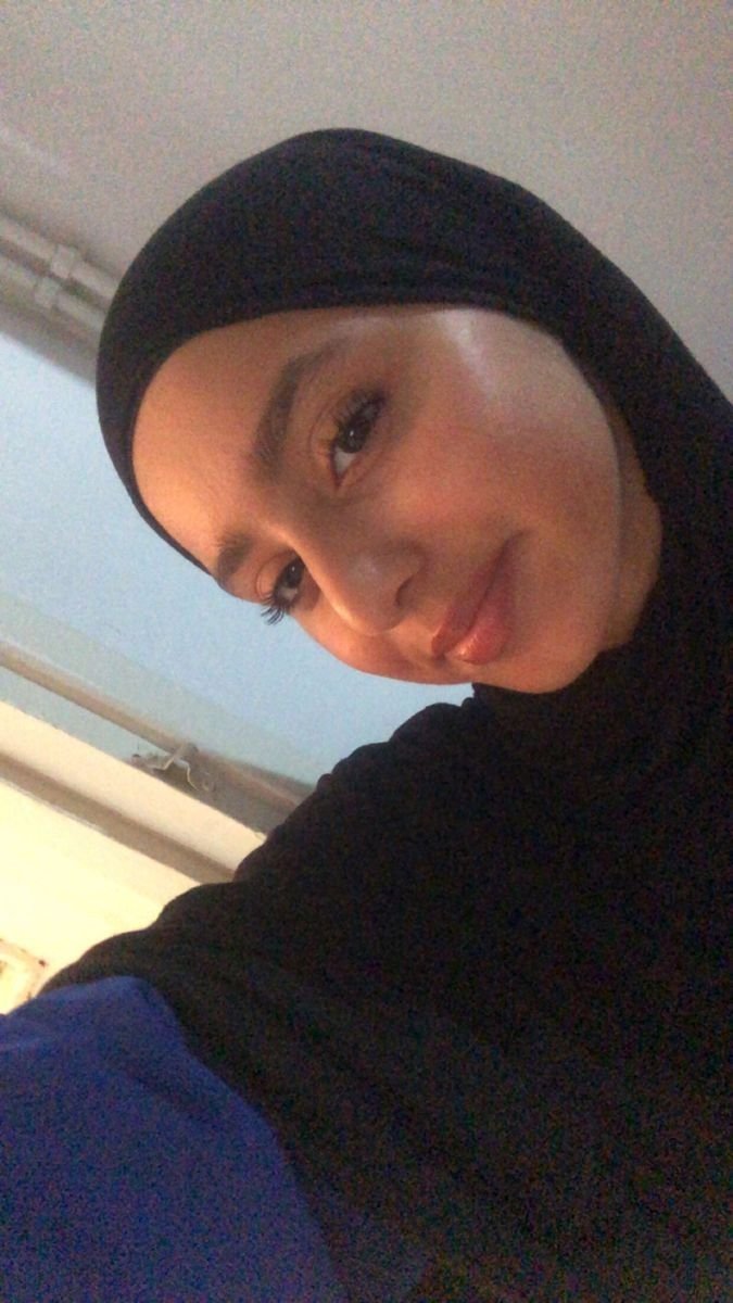 Beautiful Arabian Hijabi Fashion Look 4