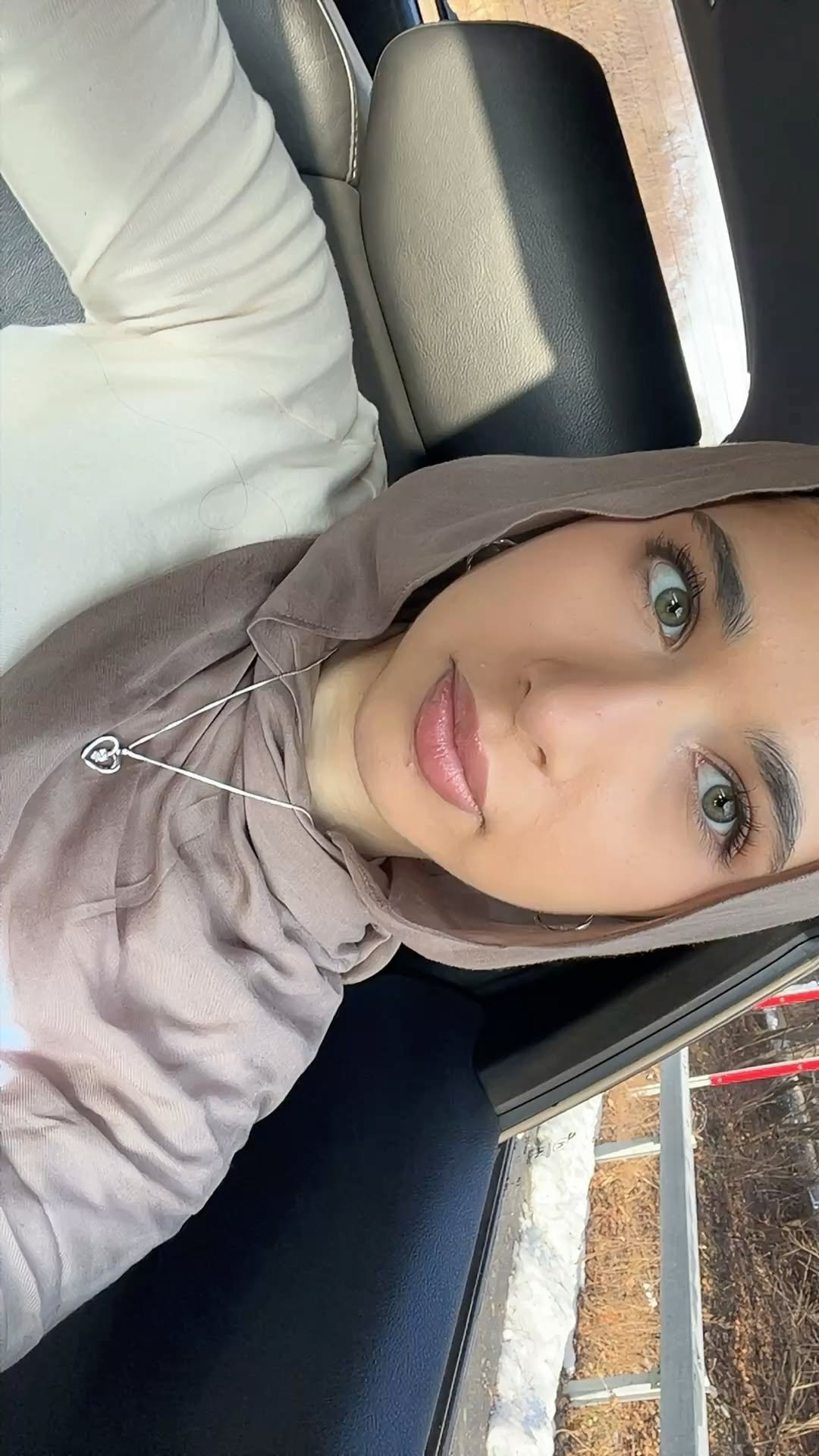 Modern Modest Hijabi Fashion Inspiration 4