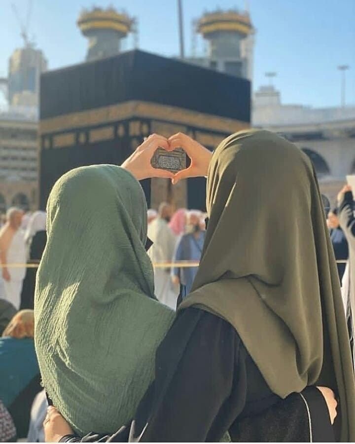 Beautiful Hijabi Woman Style Inspiration 4