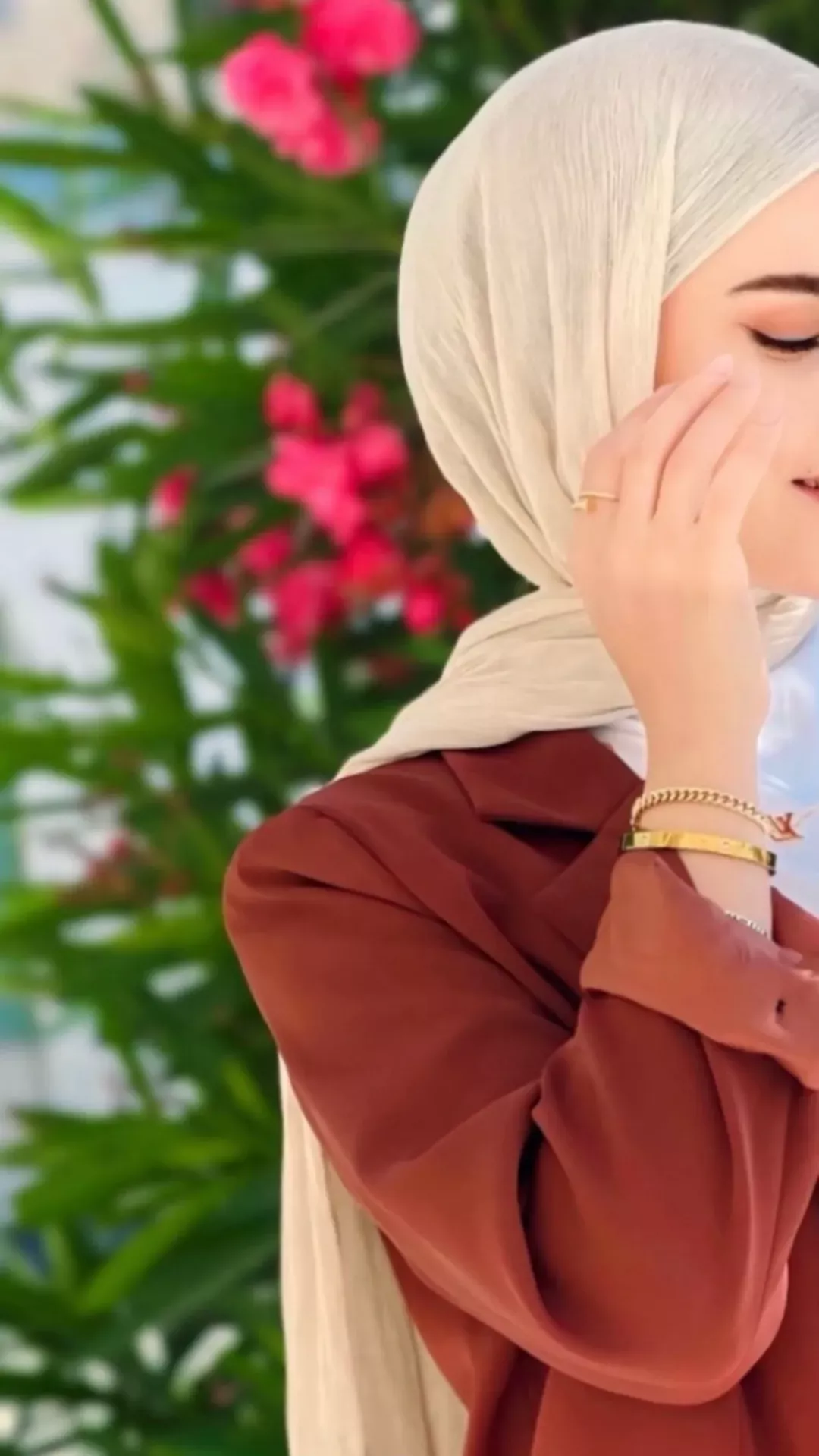 Modest Hijabi Fashion Inspiration Look