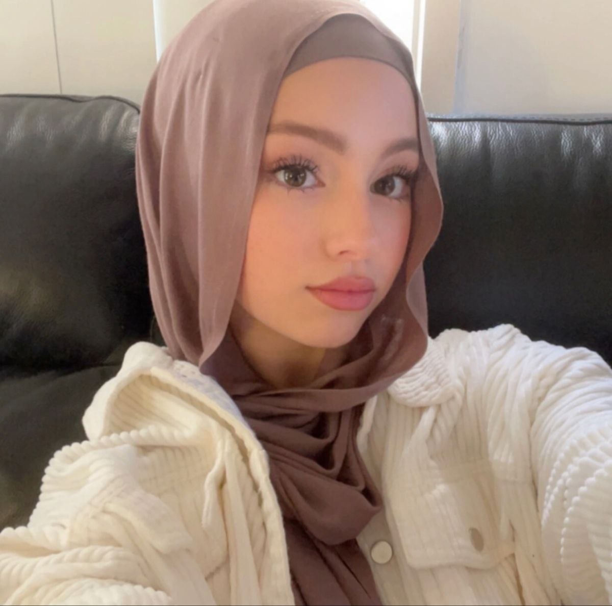 Obsessed With This Hijabi Style