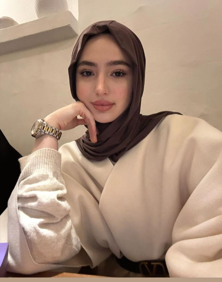 This Hijabi Beauty Is Everything