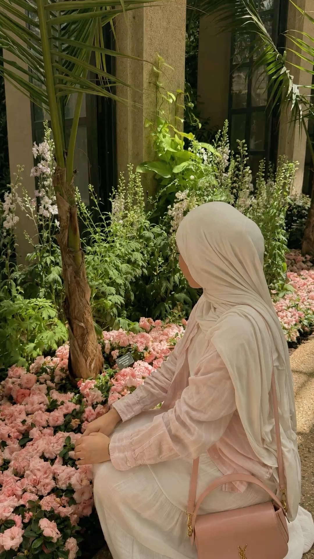 This Hijabi Beauty Is Everything