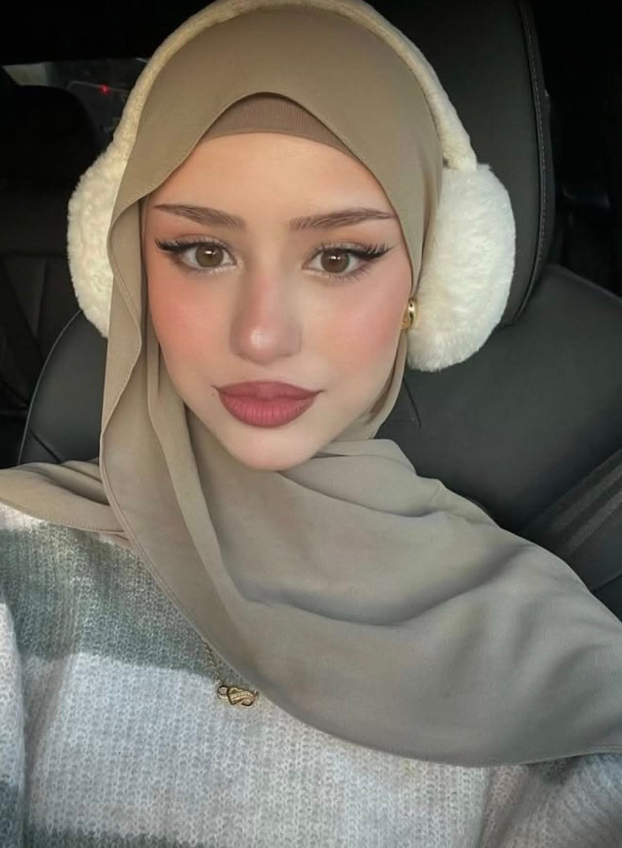 You Need to See This Hijabi Portrait