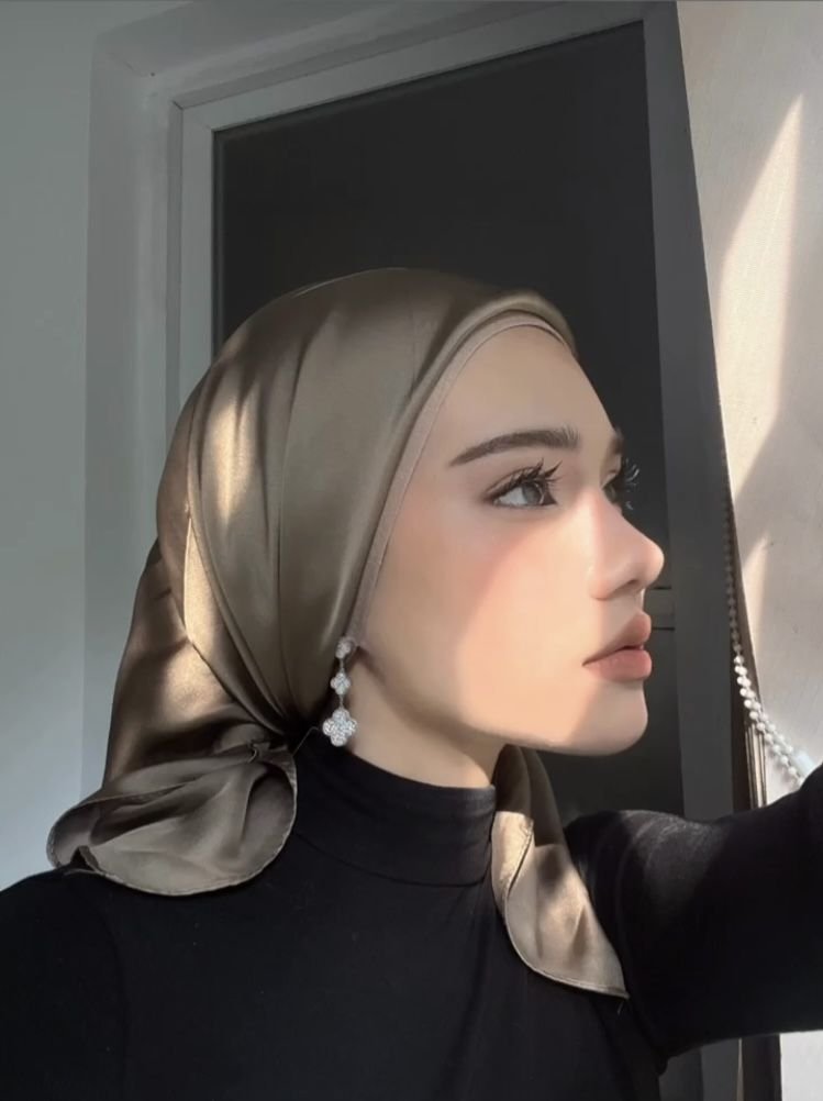 Russian Hijabi Photo 108