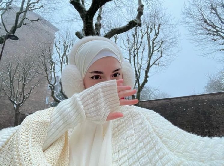 Russian Hijabi Photo 139