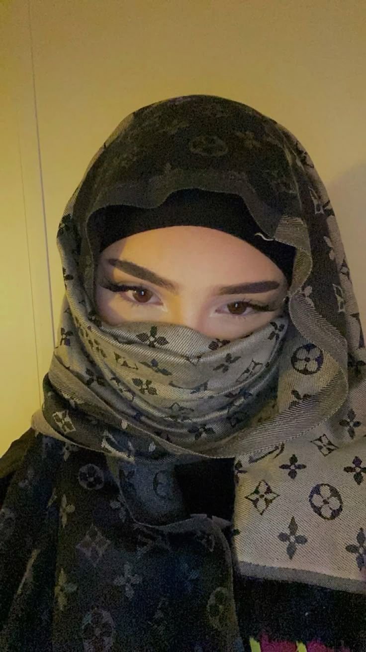 Russian Hijabi Photo 143