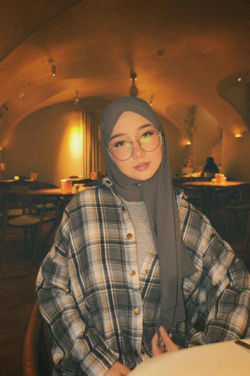 Russian Hijabi Photo 168