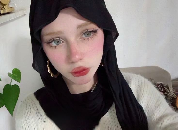 Russian Hijabi Photo 173
