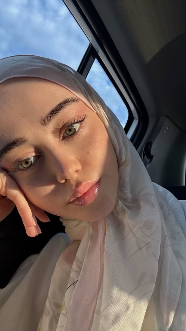 Russian Hijabi Photo 258