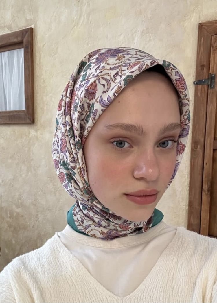 Russian Hijabi Photo 264