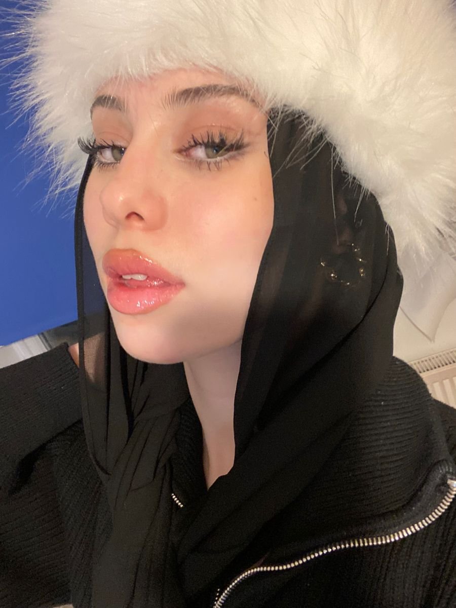 Russian Hijabi Photo 301