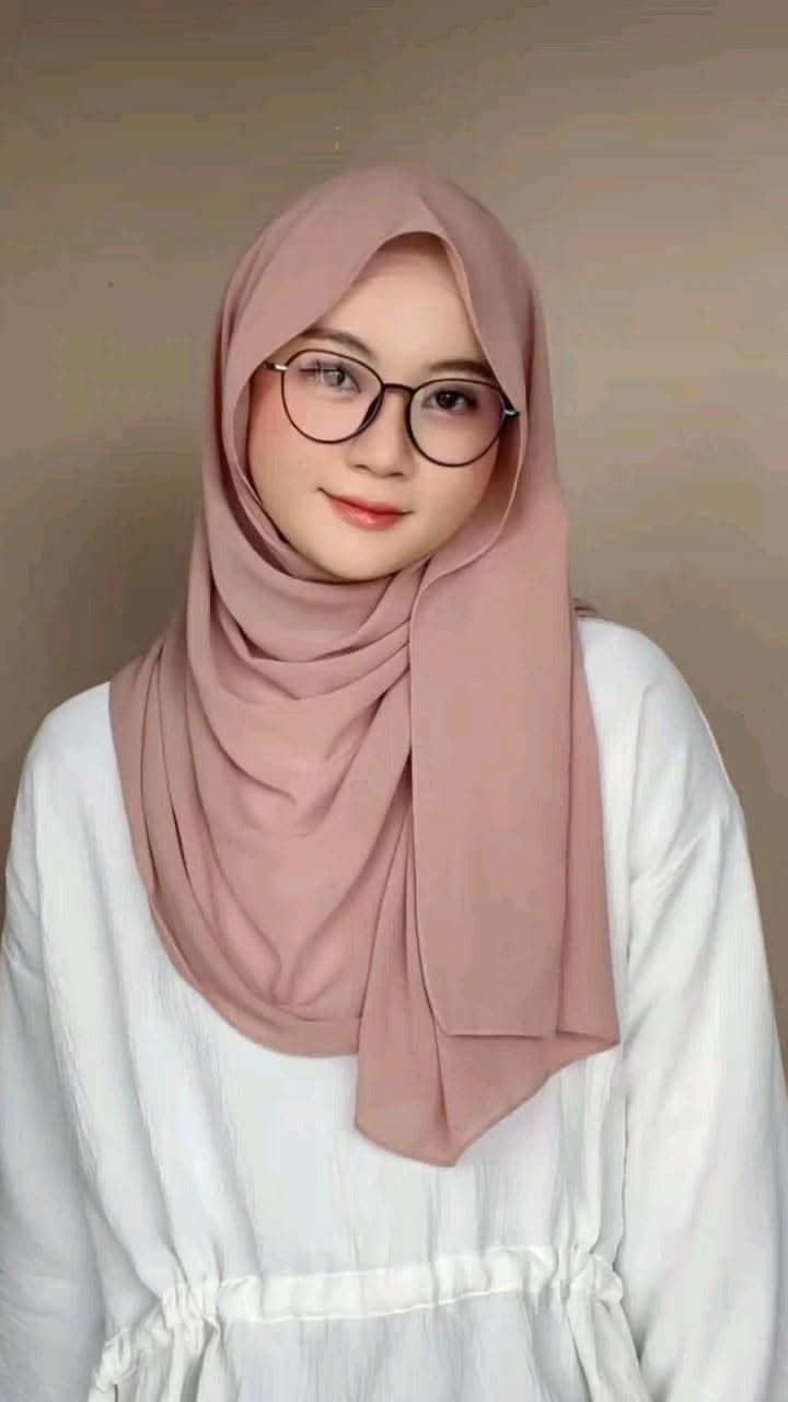 Russian Hijabi Photo 6