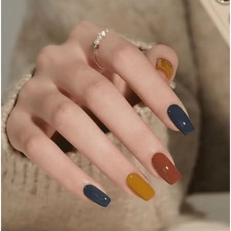 Dazzling Nail Glam