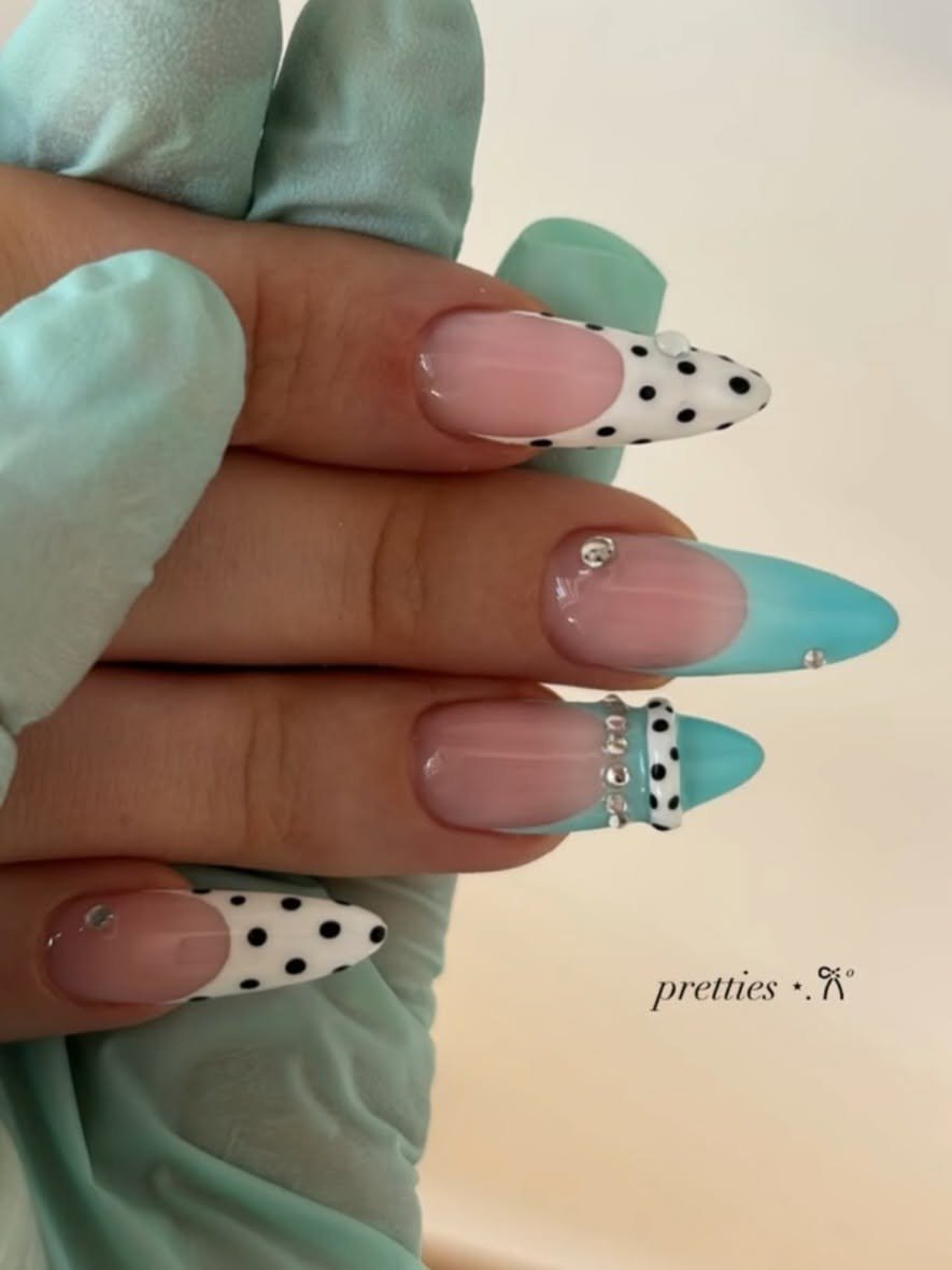 Classy Nail Design Vibe