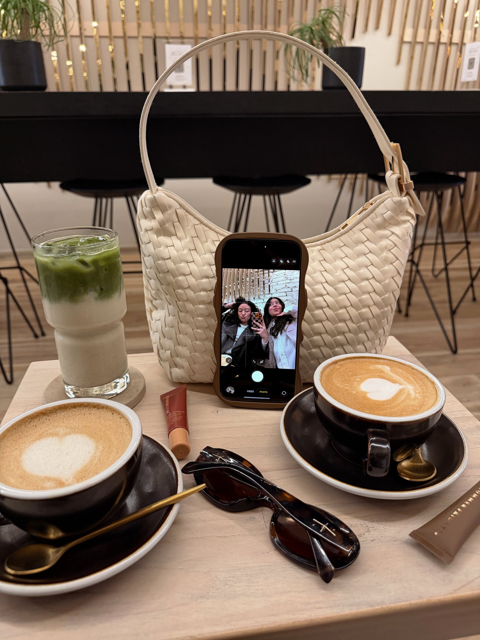 Chic Cafe Interior Style Ideas 8