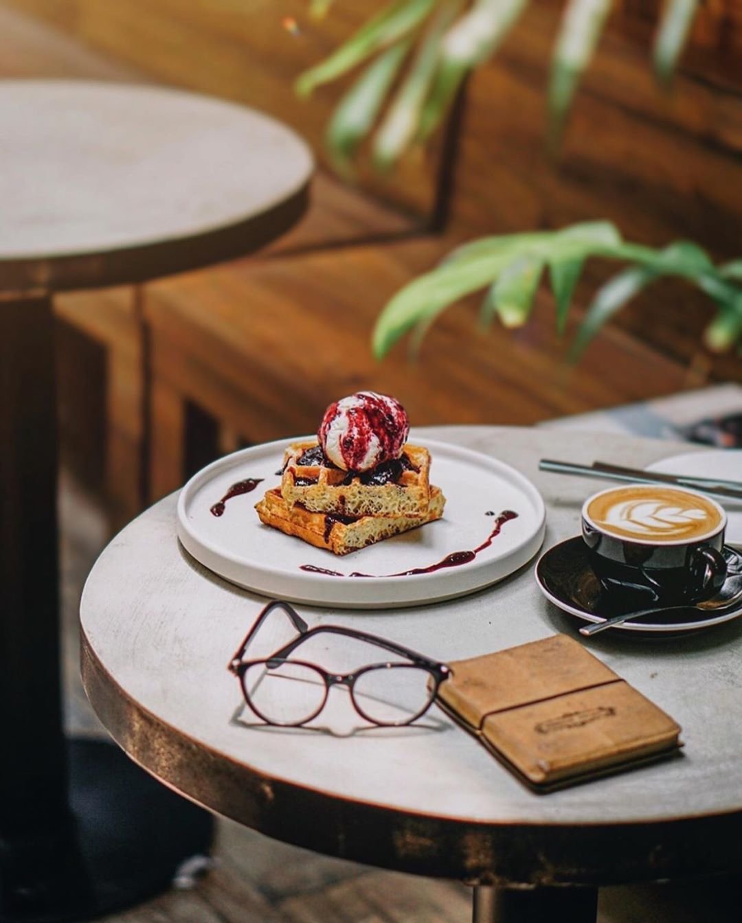 Warm Cafe Interior Design Inspiration 3