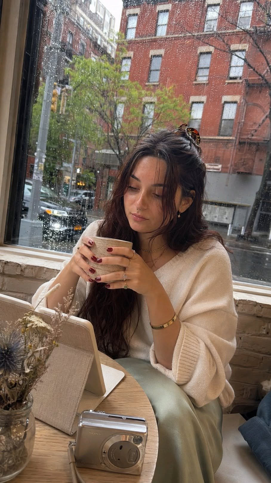 Warm Coffee Shop Interior Inspiration 4