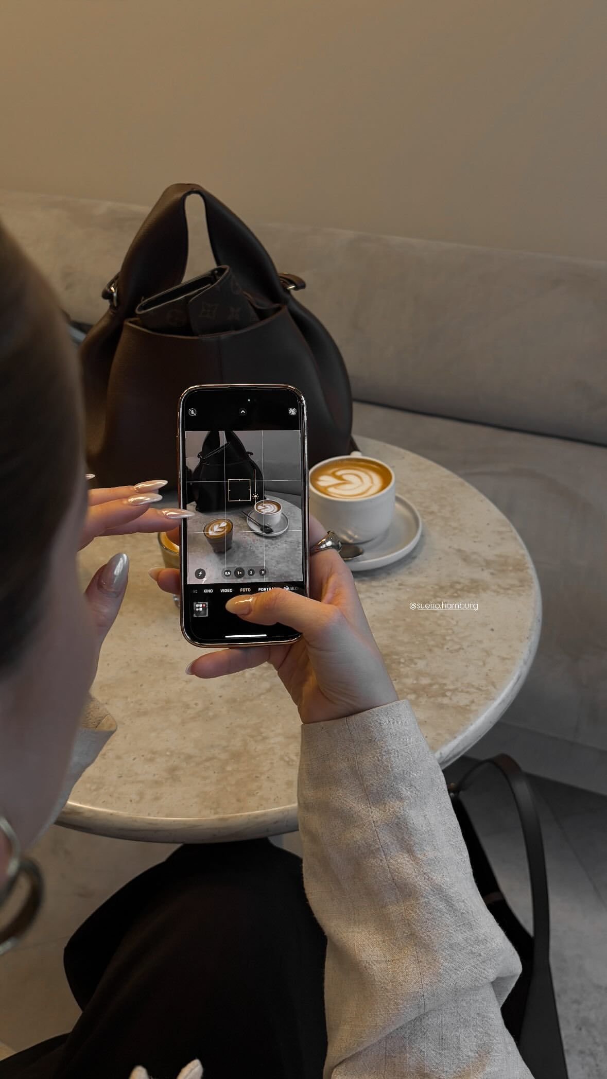 Chic Cafe Interior Style Ideas 5