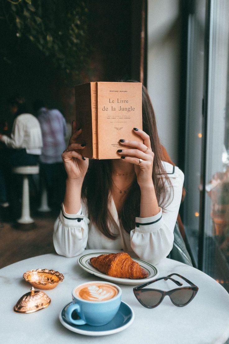 Warm Cafe Interior Design Inspiration 5