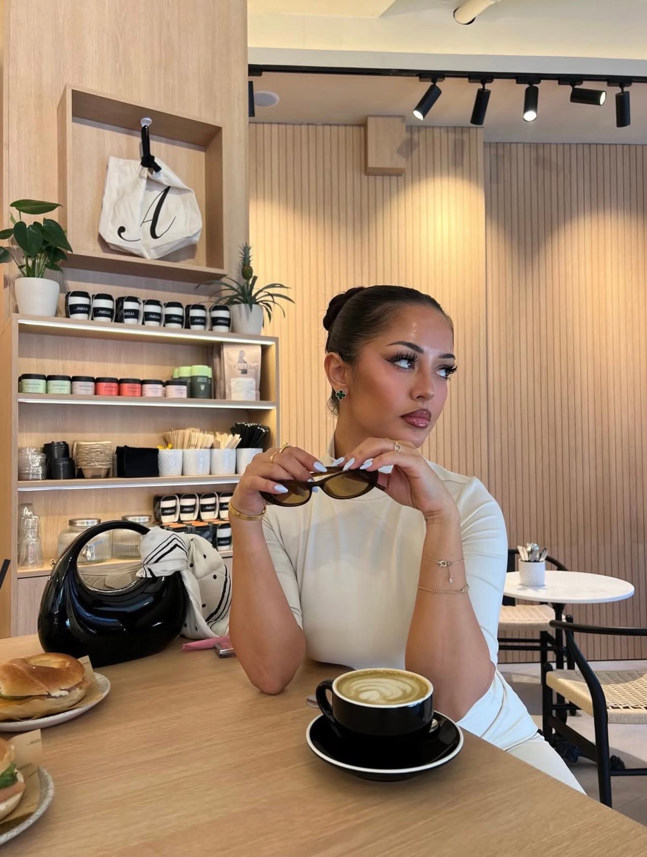 Aesthetic Coffee Shop Decor Inspiration 5