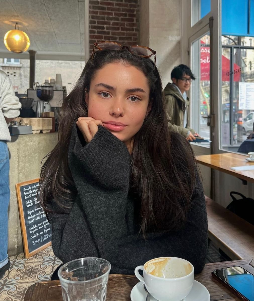 Cozy Coffee Shop Aesthetic Inspiration 5