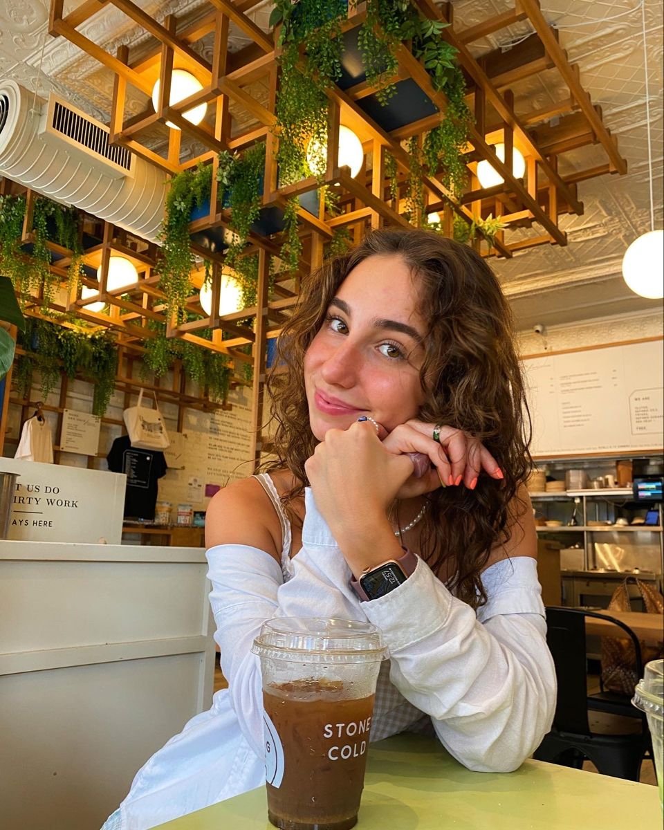 Cozy Coffee Shop Style Inspiration 5