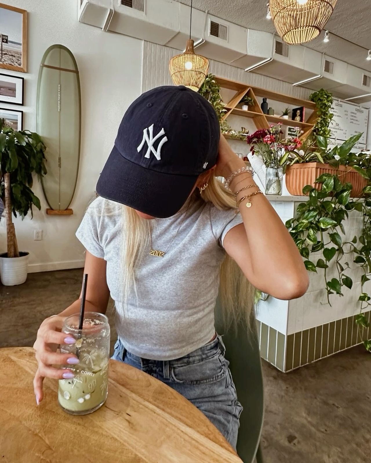 Cozy Coffee Shop Aesthetic Inspiration 5