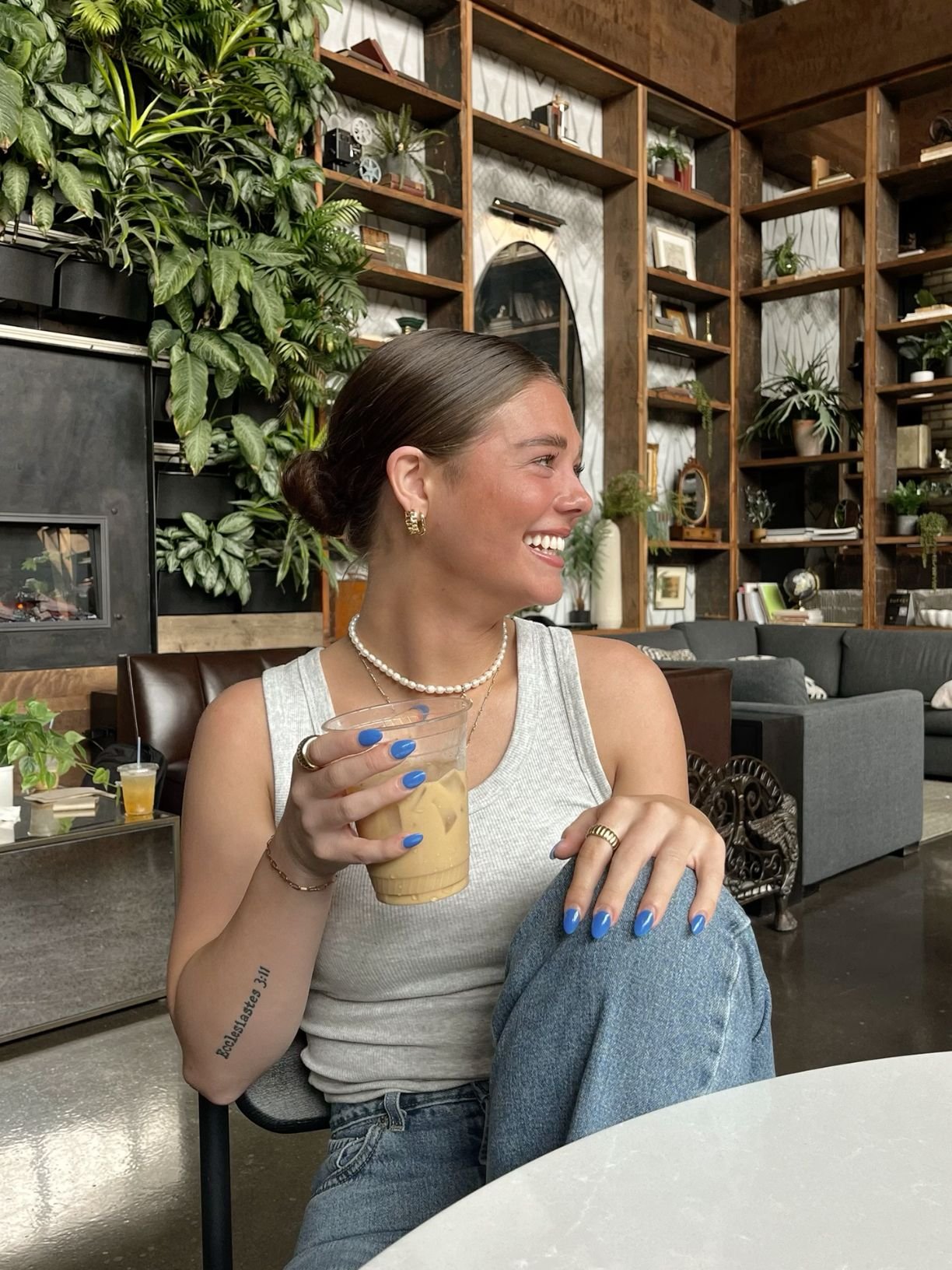 Aesthetic Coffee Shop Decor Inspiration 5