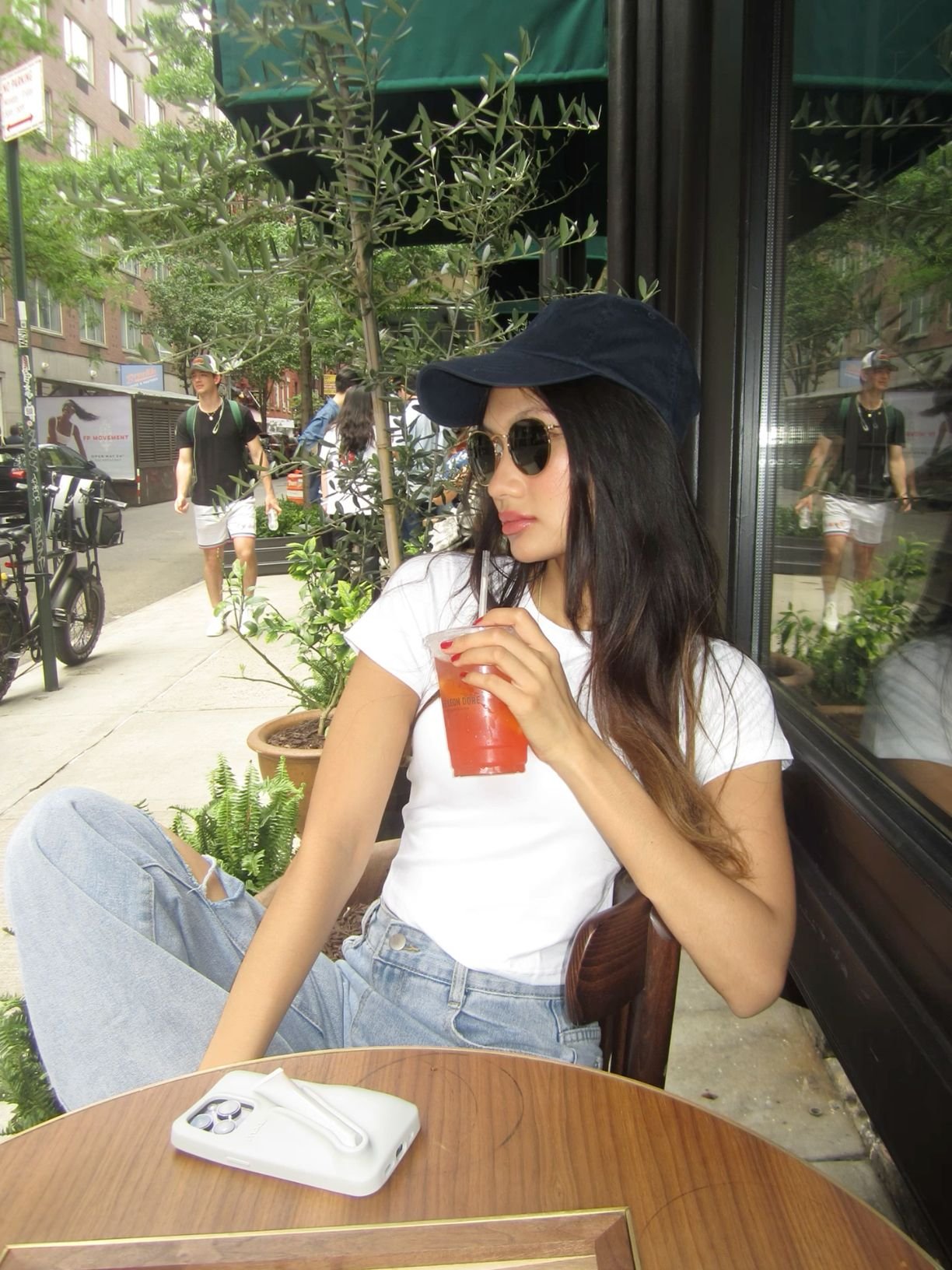 Warm Coffee Shop Interior Inspiration 5