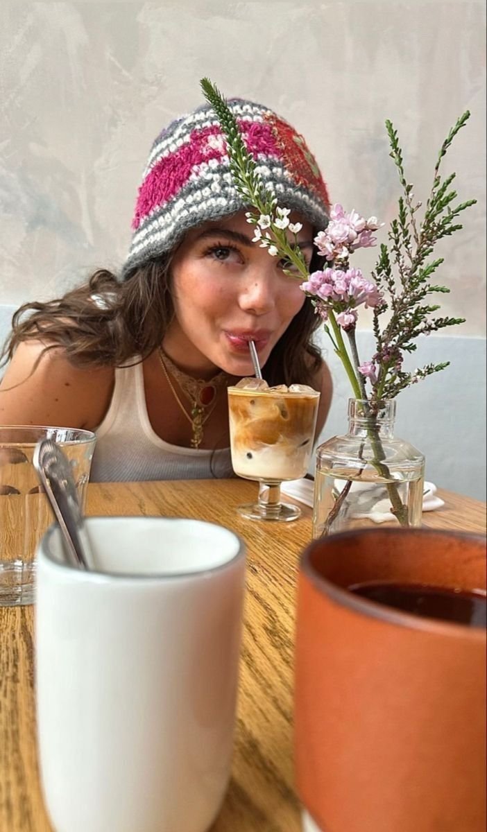 Beautiful Cafe Ambiance Design 6